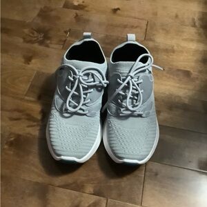 Vessi every day move sneaker